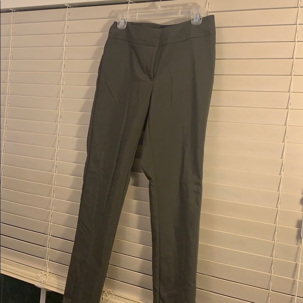 Ann Taylor modern pants-like new